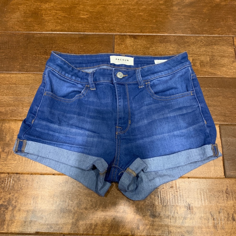 PacSun Super Stretch Shortie